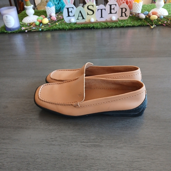 TODS Leather Loafers Womans Size 6.5 Nwot - Picture 3 of 9
